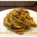 Tagliatelle cremose con pesto, patate e capperi
