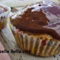 Muffin di cioccolato e caffé con avanzi di uova