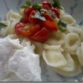 Orecchiette, ricotta e crudaiola