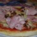 Pizza al volo: Prosciutto, funghi, cotto e[...]