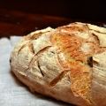 Pane alle noci con farina di Kamut e pasta madre