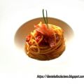 Lo spaghetto con fiocco di prosciutto e[...]