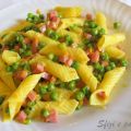 Garganelli con piselli e prosciutto