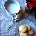 BISCOTTI AL BURRO DI ARACHIDI