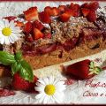 Plum-cake integrale con fragole e cocco
