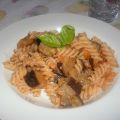 FUSILLI MELANZANE E POMODORINI