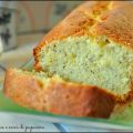 Cake al limone, semi di papavero e panna acida