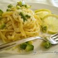 Spaghetti al limone e zucchine verdi /[...]