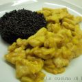 Pollo al curry con renetta e riso venere