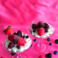 Dessert con mousse al cioccolato al latte e[...]