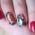Nail art red stickers daisy