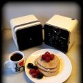 Pancake con avena, banana e latte di cocco