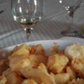 Frittelle di baccalà con salsa di noci e aglio[...]