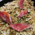 Farfalle con triglie e pistacchi