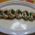 Girelle di pollo ripieno su letto di formaggio