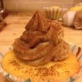 cupcake con frosting chantilly