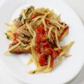 Trofie con peperoni arrostiti e tonno