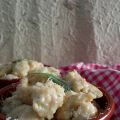 Gnocchi di pane e tomino fresco al burro e[...]