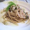 SPAGHETTI MERLUZZO E FINOCCHIETTO SELVATICO