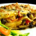 LASAGNE AL PESTO CON BESCIAMELLA AL BASILICO,[...]