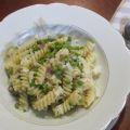 Pasta con crema di patate e piselli
