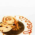 Ravioli di rombo e melanzane su crema di ceci e[...]