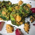 Rose di frittata con crema alla carota e semi[...]