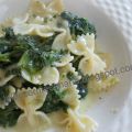 FARFALLE CON SPINACI