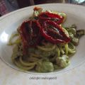 Spaghetto n 8 con dadolata di tonno, pomodori[...]