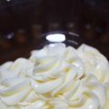Crema bianca senza uova