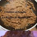 Crostini ai funghi