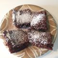 TORTA QUADROTTI AL CIOCCOLATO SENZA GLUTINE