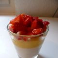 Coconut panna cotta with lemon curd and[...]