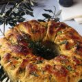 Pane augurale con rosmarino e olive