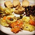 

Verdure gratinate con humus e crostini


