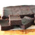 Brownies al cioccolato senza farina, burro,[...]