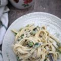 Scialatielli con ricotta, fave e scorza di[...]