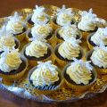 Cupcake al cioccolato con crema al torroncino