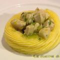 Dadini di pollo al pesto in nidi di patate