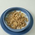 Corn flakes e latte