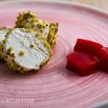 Caprino con pistacchi e gelatina di lamponi[...]