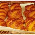 150. Croissant