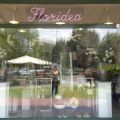 Una torta in vetrina