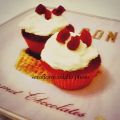 Mini cupcakes al cocco e mirtilli