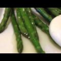 Uova in camicia con asparagi burro nocciola[...]