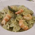 FARFALLE AI GAMBERI IN SALSA DI ASPARAGI