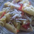 Pasta con zucchine e peperoni