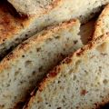 Ricetta Pane con granella di nocciole tostate.