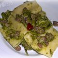Paccheri con broccoletti e salsiccia