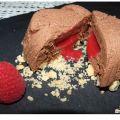 MOUSSE AL CIOCCOLATO CON CUORE AL LAMPONE